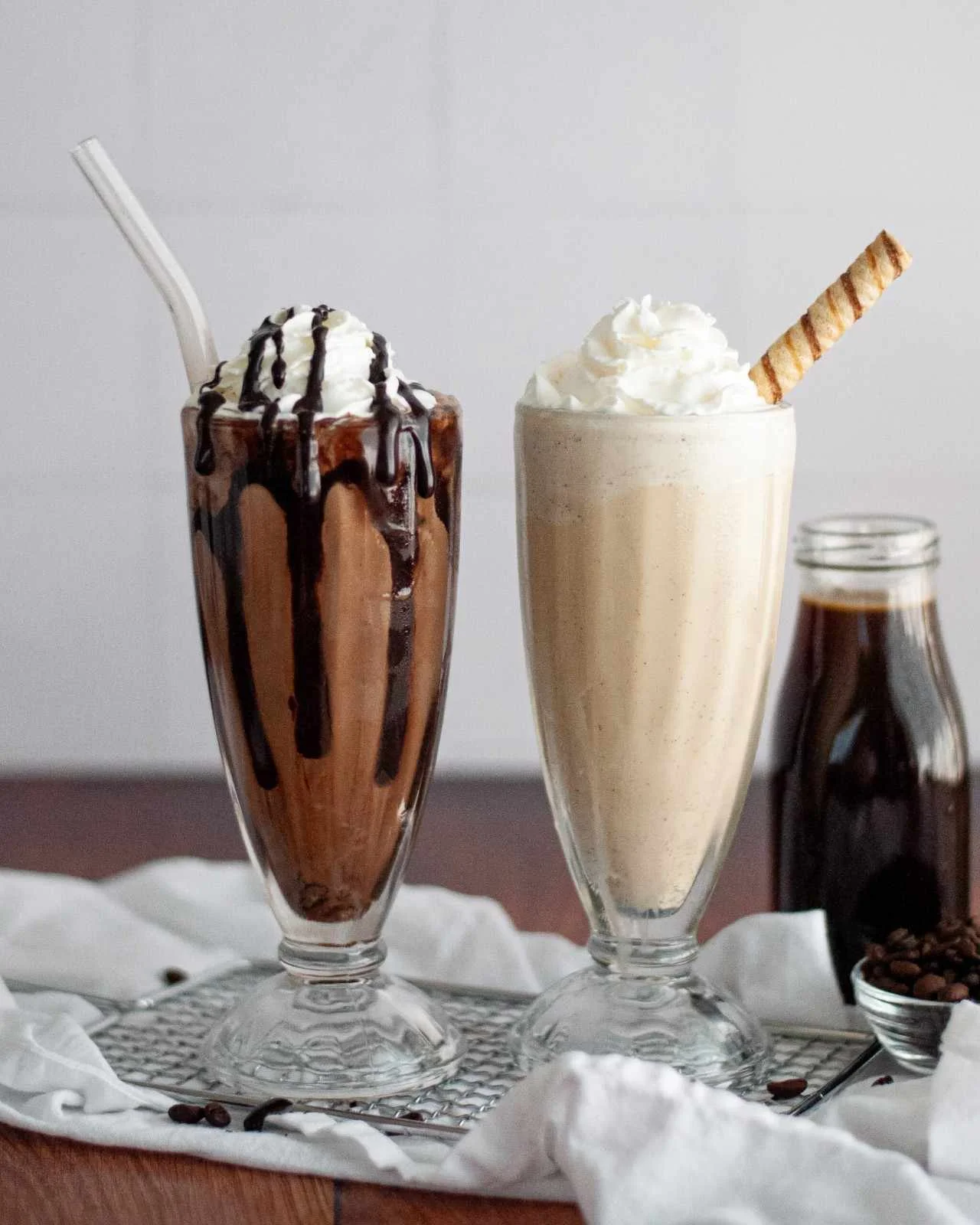 Shakes
